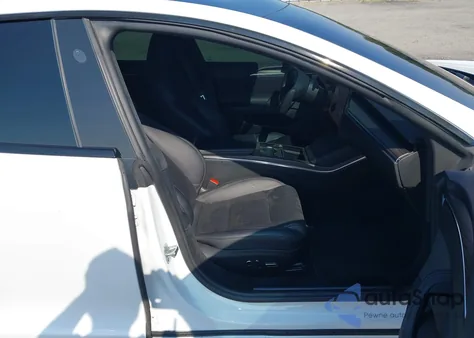 2021 Tesla Model S Long Range Dual Motor All-Wheel Drive z USA, uszkodzony, nr VIN 5YJSA1E54MF439130